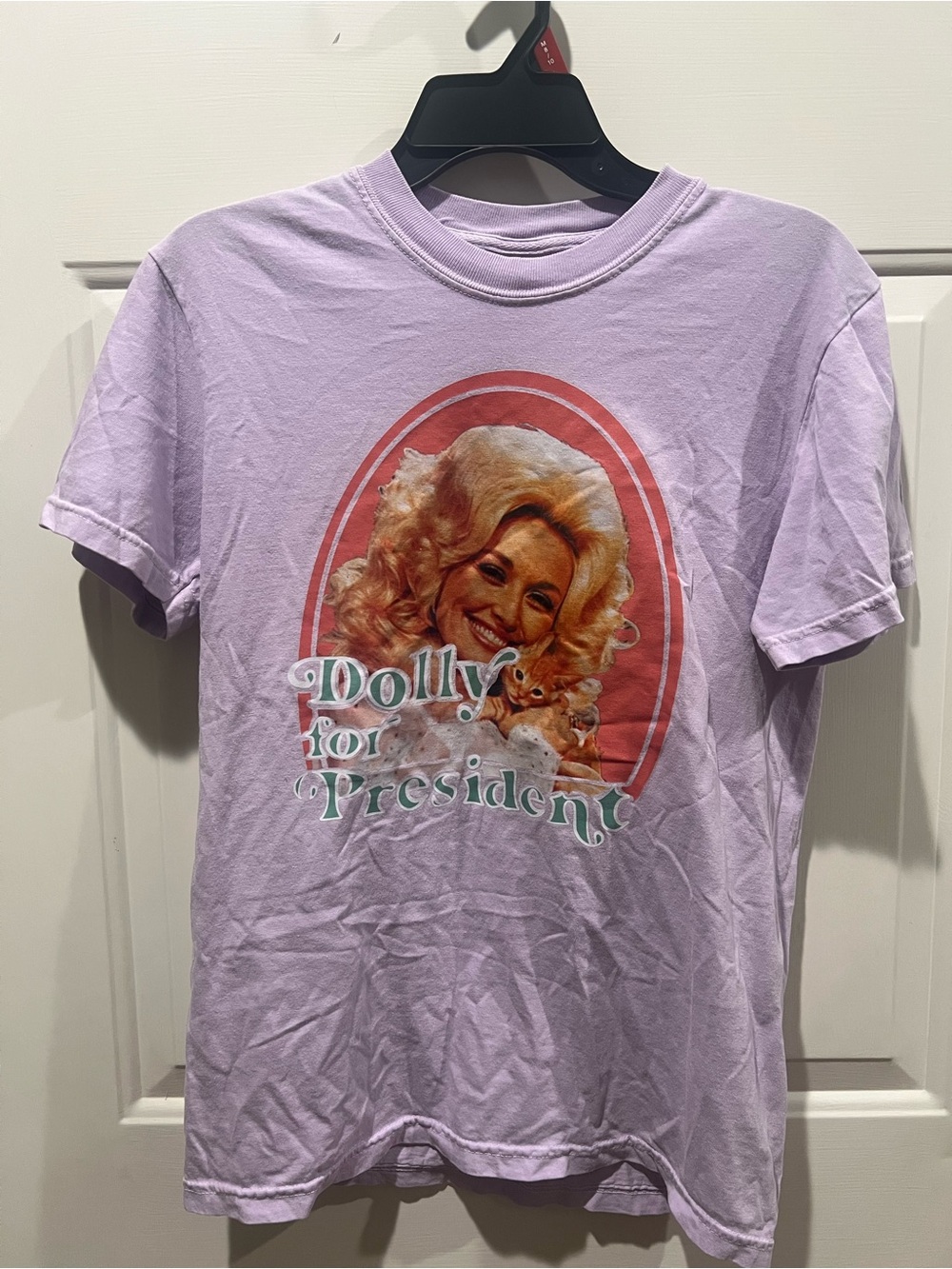 Comfort Colors Lilac 'Dolly for President' Graphic Tee